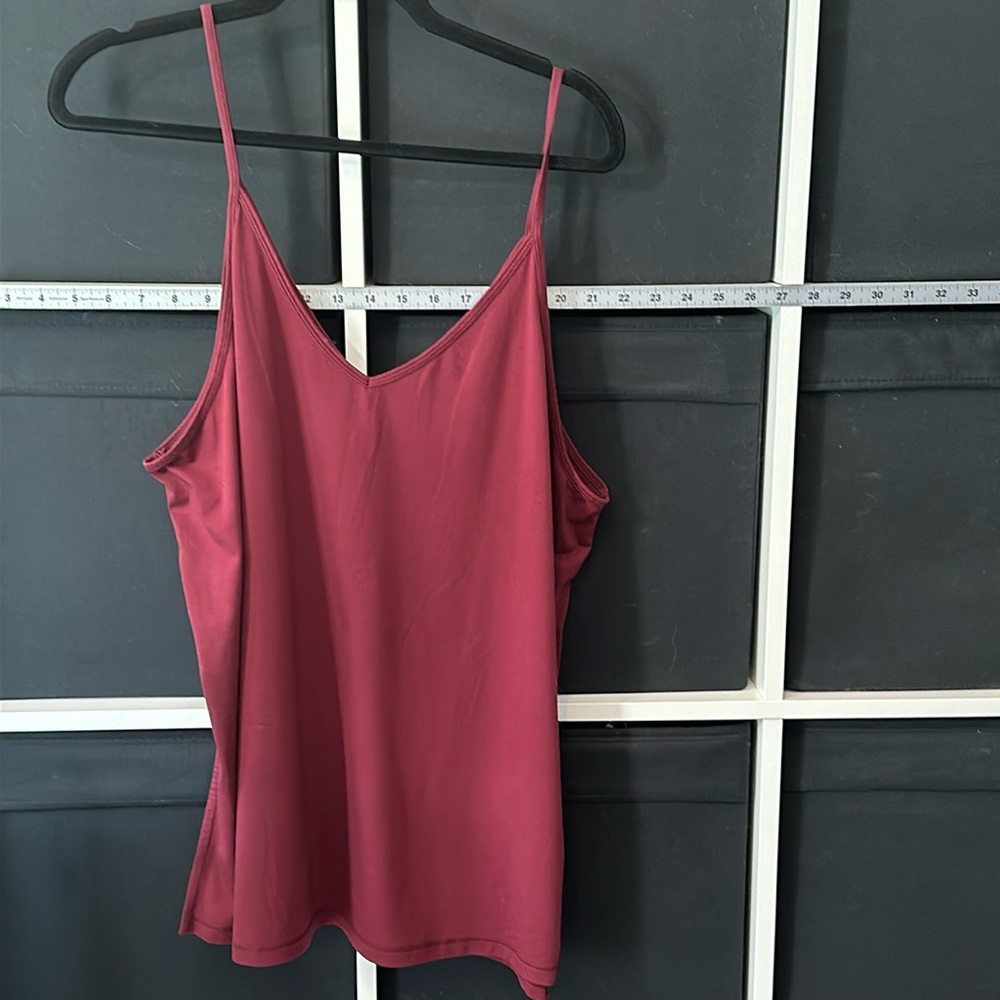 EUC Athleta Maroon Double V Neck Tunic Tank Top Size XL